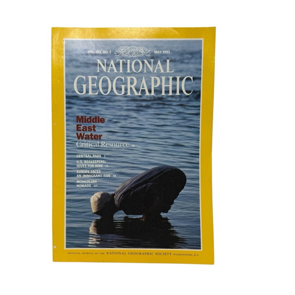 Vintage National Geographic Magazine May 1993 Middle East Central Park Beekeeper